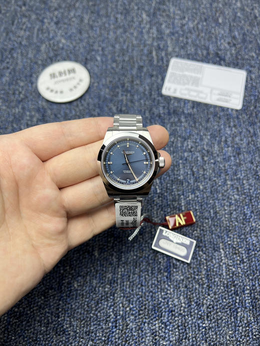 浪琴新款 AF康卡斯悦动系列34mm 女士腕表 商品图0