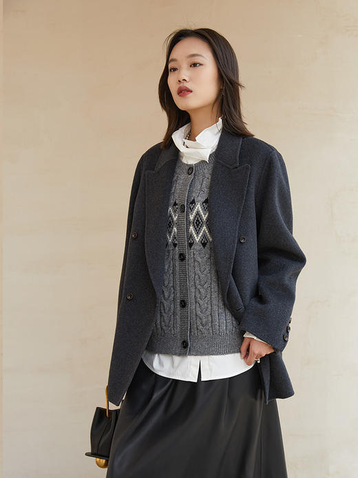 灰色复古菱格纹针织马甲 单排扣无袖开衫 秋冬学院风百搭显瘦毛衣背心女 商品图1