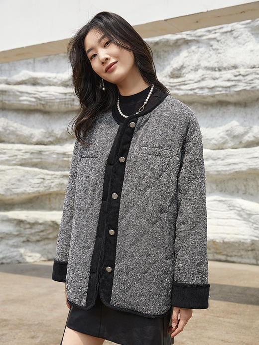 质感控必入 银灰混纺肌理纹 黑边点缀圆领单排扣复古小香风短外套 商品图0