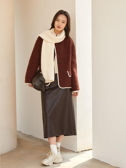 轻熟氛围叠穿神器 深棕色仿皮肌理高腰中长裙 后袋装饰开叉设计通勤气质半身裙 商品图1