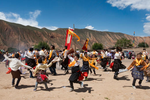 最炫民族风：非遗盛宴——七月|千年神舞秘境——青海热贡六月会的人神狂欢+水墨丹霞风光9天摄影团 商品图9