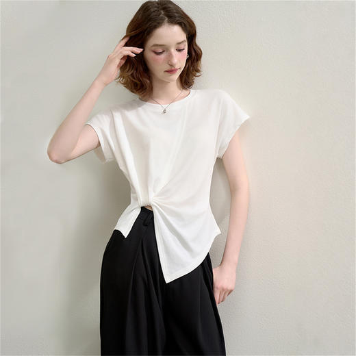 西遇褶皱短袖T恤女夏季新款不规则下摆收腰圆领短款上衣H0051213 商品图2