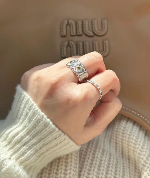 Buccel布契拉提小雏菊开口戒指 商品图8