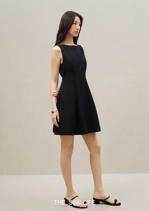 5楼欧海一生黑色连衣裙 商品图0