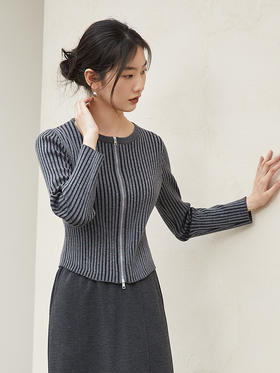 灰色坑条双拉链针织开衫 修身短款圆领长袖上衣 秋冬季辣妹风显瘦百搭叠穿毛衣外套