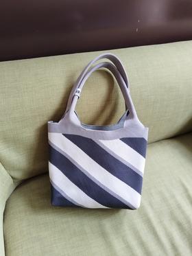 Finger zoo 斜条纹灰褐色hobo