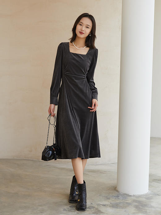 复古优雅方领褶皱收腰丝绒长裙 秋冬高级感长袖显瘦中长款连衣裙 商品图0