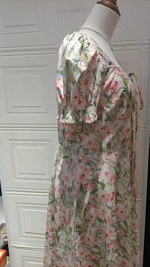 卡伊简爱 泡泡方领法式温柔风连衣裙 商品图2