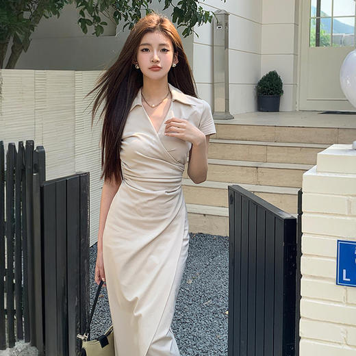 西遇褶皱收腰连衣裙女夏季新款设计感polo领修身短袖裙子SS050985 商品图2