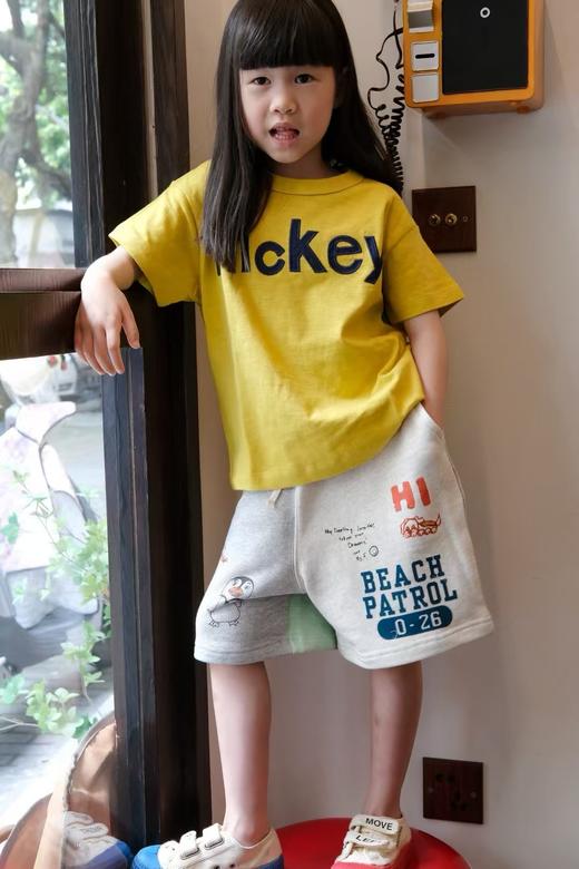 Disney合作款！竹节棉T恤！2025夏季DD限定日系儿童贴布刺绣字母徽章老鼠联名短袖两色入！ 商品图2