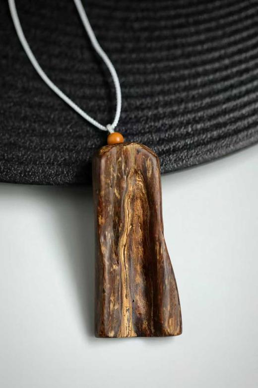 节节高°文莱沉香吊坠 商品图5