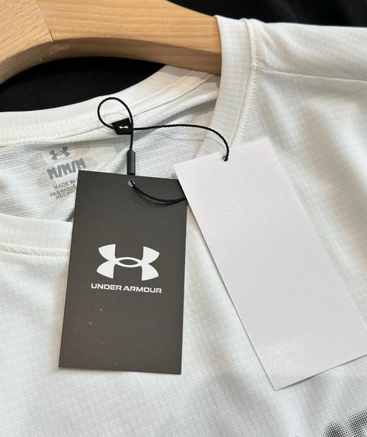 安德玛男士夏季轻量速干T恤061609 商品图4