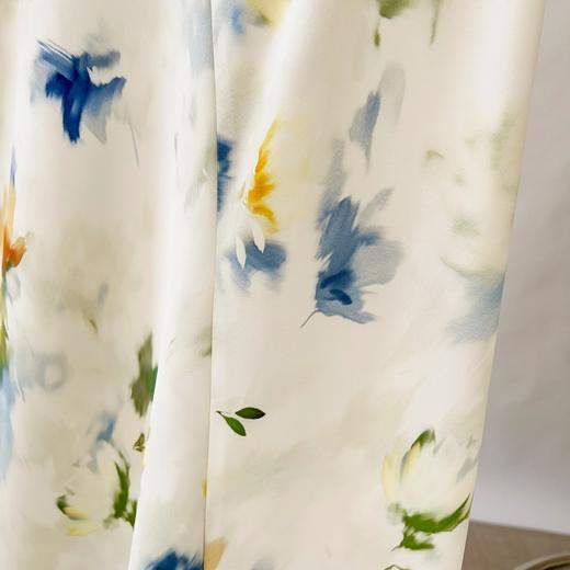 「自」全新升级【铂金会员293/天猫389/差价96】(11423)洛诗琳法式优雅晕染印花醋酸缎面鱼尾裙2025夏季显瘦包臀裙 商品图2