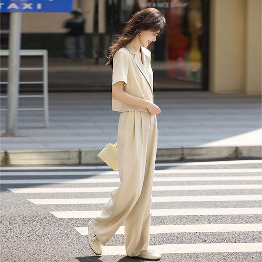 【专属特价】熙世界夏季西装套装女薄款休闲通勤职场短袖西服外套阔腿裤两件套 商品图2
