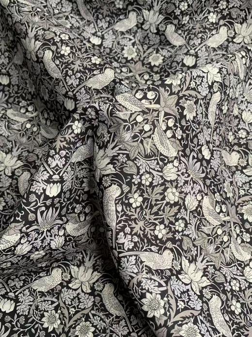 LT005S  Liberty 草莓小偷Strawberry Thief  金粉银粉限定系列-金粉银粉工艺 邮费到付 279元/米 商品图2