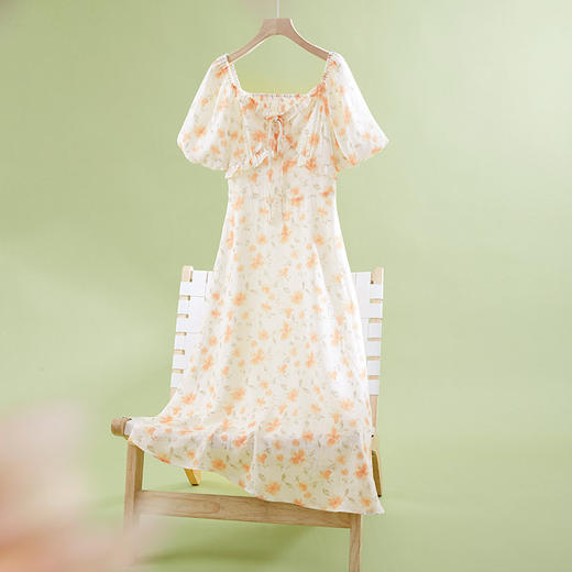 【专属特价】熙世界法式灯笼袖碎花连衣裙女夏日新款浪漫气质收腰显瘦雪纺长裙 商品图3