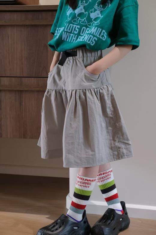 2025夏季户外森系女童休闲速干褶皱松紧腰带荷叶摆纯色半身裙！ 商品图0