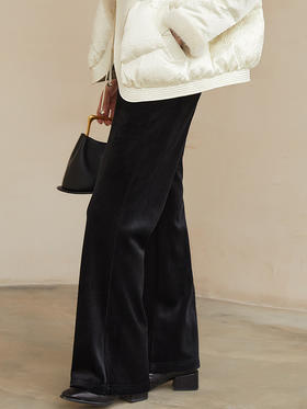 秋冬松弛感日常 黑色丝绒肌理高腰微喇裤 松紧腰垂坠显瘦休闲通勤长裤