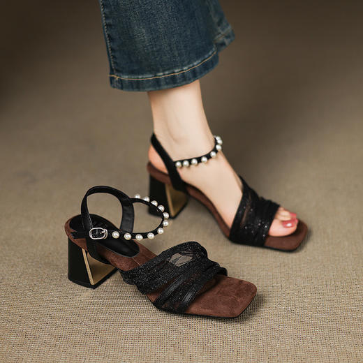 【预售5天】绝美性感网纱方头露趾凉鞋，珍珠一字带气质百搭粗跟高跟鞋AJ&AJ9976 商品图0