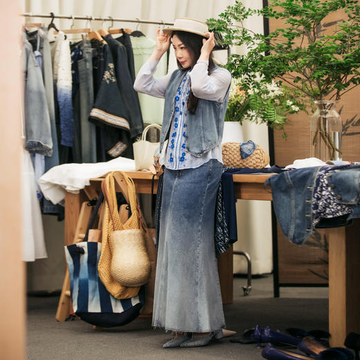 【林栖设计小店】（现货）【牛仔系列】棉混纺牛仔马甲修身显瘦2025早秋新款上衣女G1653005 商品图1