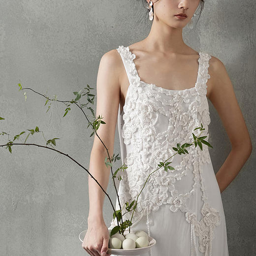 【林栖设计小店】（现货）【手工钩花】桑蚕丝连衣裙优雅2025早秋新款花仙子长裙女1953064 商品图8