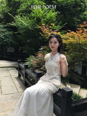ForPoem · 穿搭分享 · @Xiaaa-