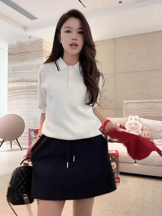 COCO ZONE 刘一一  “温柔与利落”POLO领毛织上衣CD1A1002 商品图2