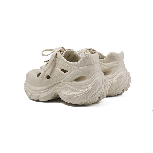 伊伴夏季老爹鞋造型洞洞拖鞋凉爽慵懒随性洞洞鞋B25388601 商品图5