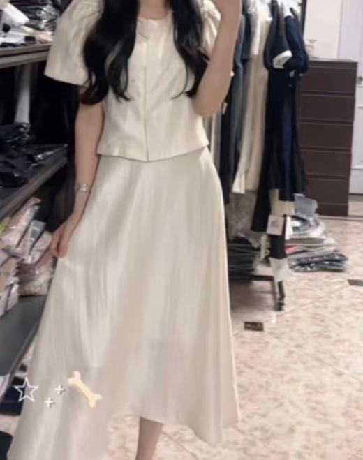 套装【韩系2025】225名媛风小香风珍珠领上衣➕半身裙-喜出 商品图6