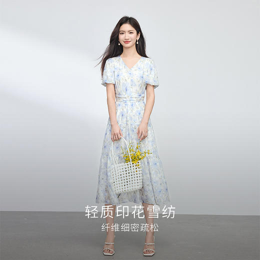 熙世界南法假日碎花连衣裙女2025夏季新款浪漫复古收腰V领长裙子 商品图2