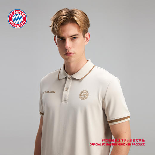 【官方正版】拜仁慕尼黑足球俱乐部丨春夏男透气清爽卡其POLO短袖 商品图3
