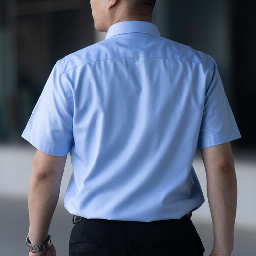 男士短袖衬衫 商品图1