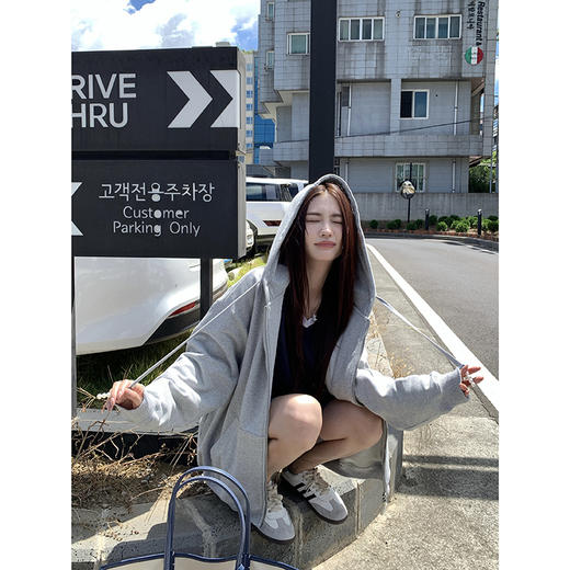 EKOOL衣库 四色印花连帽卫衣女秋季宽松显瘦上衣 商品图2