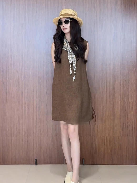 COCO ZONE 刘一一 【100亚麻】圆领无袖垂坠感连衣裙CD2A1251 商品图1