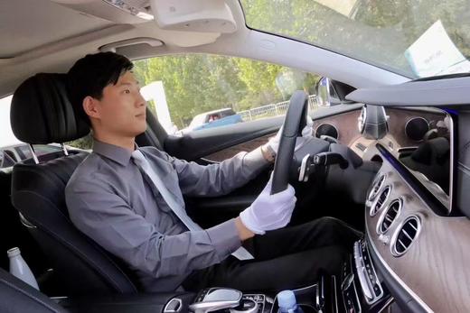 奔驰E系轿车 接送机/站、超值体验，买一送一（全国32个城市） 商品图1