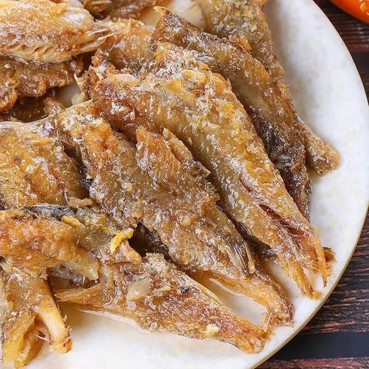 D香酥黄花鱼，10大罐组合，精选渤海湾深海小黄鱼，鲜活制作，传承五香制作技艺，香辛料入味，配料表干干净净，肉质饱满，外酥里嫩，吃法百搭，口感鲜香醇厚，好吃过瘾！D 商品图5