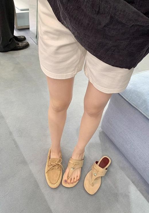 LP同款牛皮版法式气质人字夹拖流苏低跟凉拖鞋 商品图10