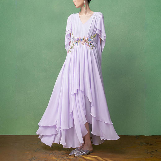 【林栖设计小店】（现货）【孟庭苇同款】雪纺连衣裙手工收腰气质2025早秋新款女裙T1953196 商品图1