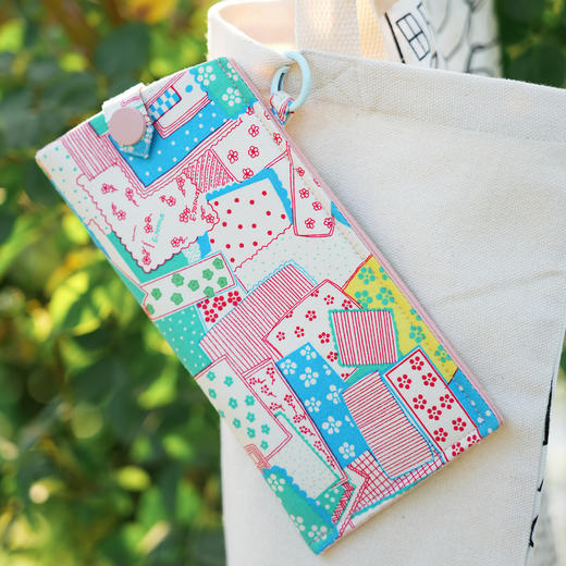 粉色写意系列墨镜盒眼镜盒新款女士小巧便携高颜值太阳镜高级感收纳盒 商品图3