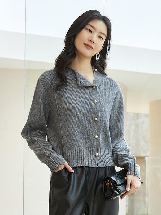 秋季新款灰色针织开衫女圆领斜扣设计感小众短款修身显瘦毛衣外套 商品图0