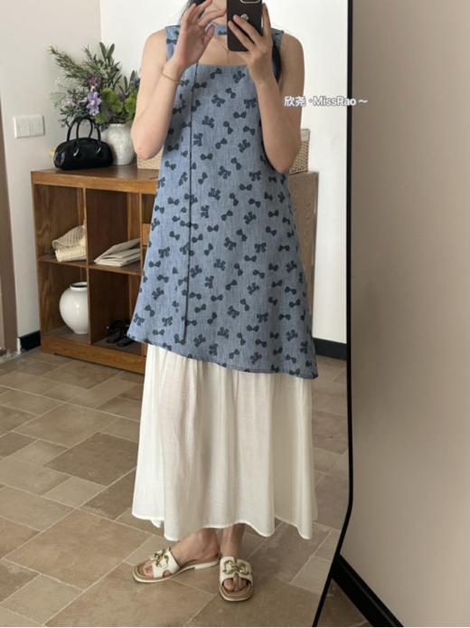 【夏日蝴蝶】蓝色蝴蝶背心款拼接网纱连衣裙背心款+网纱拼接 背心设计：露肩剪裁凸显肩颈线条，清凉透气，适合高温天气，同时利落显瘦。  商品图1