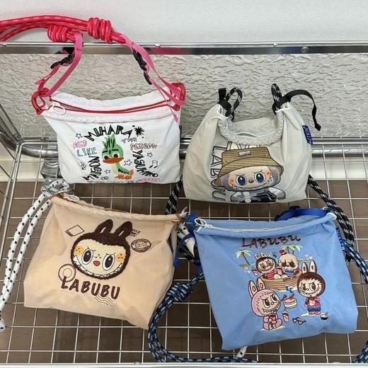 【LABUBU爆火拉布布包包合集】日系刺绣环保袋腰包、单肩斜挎包（送肩带） 商品图3