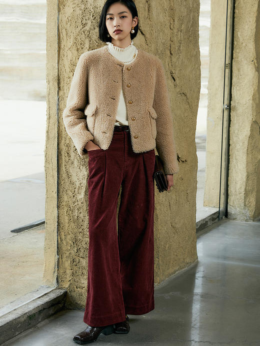 黑色半高领珍珠装饰针织衫，木耳边设计 + 泡泡袖 + 软糯质感，解锁冬日通勤与约会的精致气质与保暖穿搭 商品图1