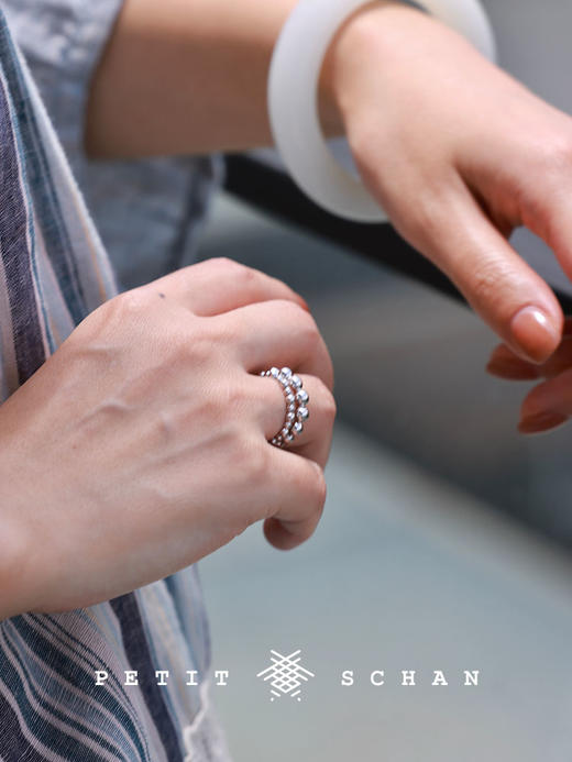 【单笔实付满2580赠，无需加购和拍下】大珠小珠落玉盘 925银圆珠宽版/窄版开口戒指 商品图4