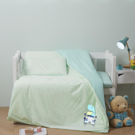 幼儿园床品套装 商品图0