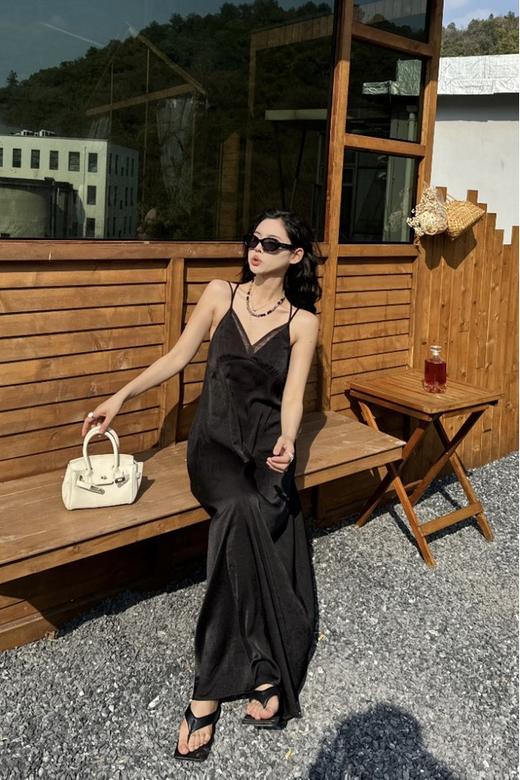 SIA SAYLOR 纯欲蕾丝拼接女神范吊带连衣裙 20612 商品图1