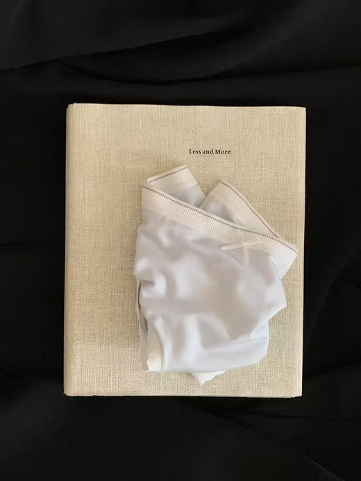 5条装！温柔纯色蝴蝶结内裤高支莫代尔 轻柔透气天然抗敏 抑菌呵护中腰三角裤 商品图1