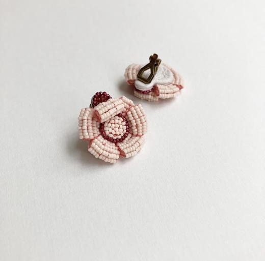 tamas 2色繁花串珠耳钉/耳夹 商品图1