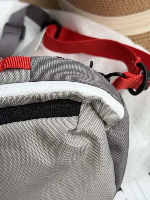 点此购买 可隆单肩斜跨SPORT小挎包 xj 321518 商品图14