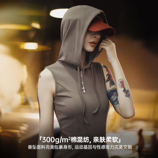 马登2025新款无袖大开叉连帽身衣裙子修身收腰包身臀长连衣裙女士 商品图3